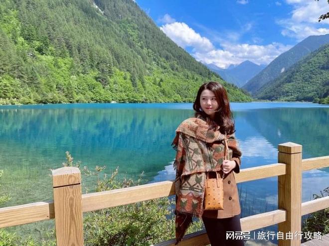 天景点分享攻略实用旅游攻略分享j9九游会登录去四川报团游六(图3)