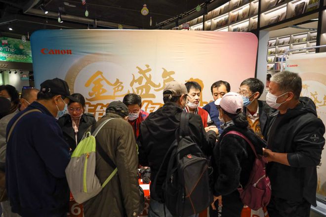 00%！银发数码摄影如何进阶为市场掘金新热点？九游会真人游戏第一品牌客单价过万成交增长超1(图7)